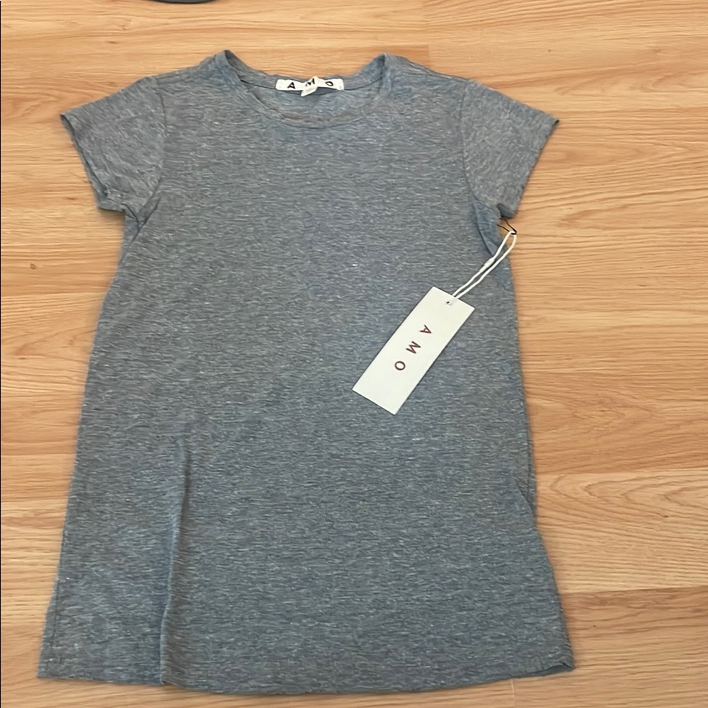 AMO Gray T-Shirt XS NWT